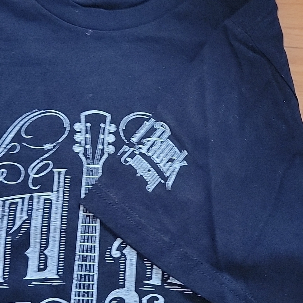 NWT Hard Rock Guitar Company Atlantic City NEW SMALL Tee - Picture 4 of 4